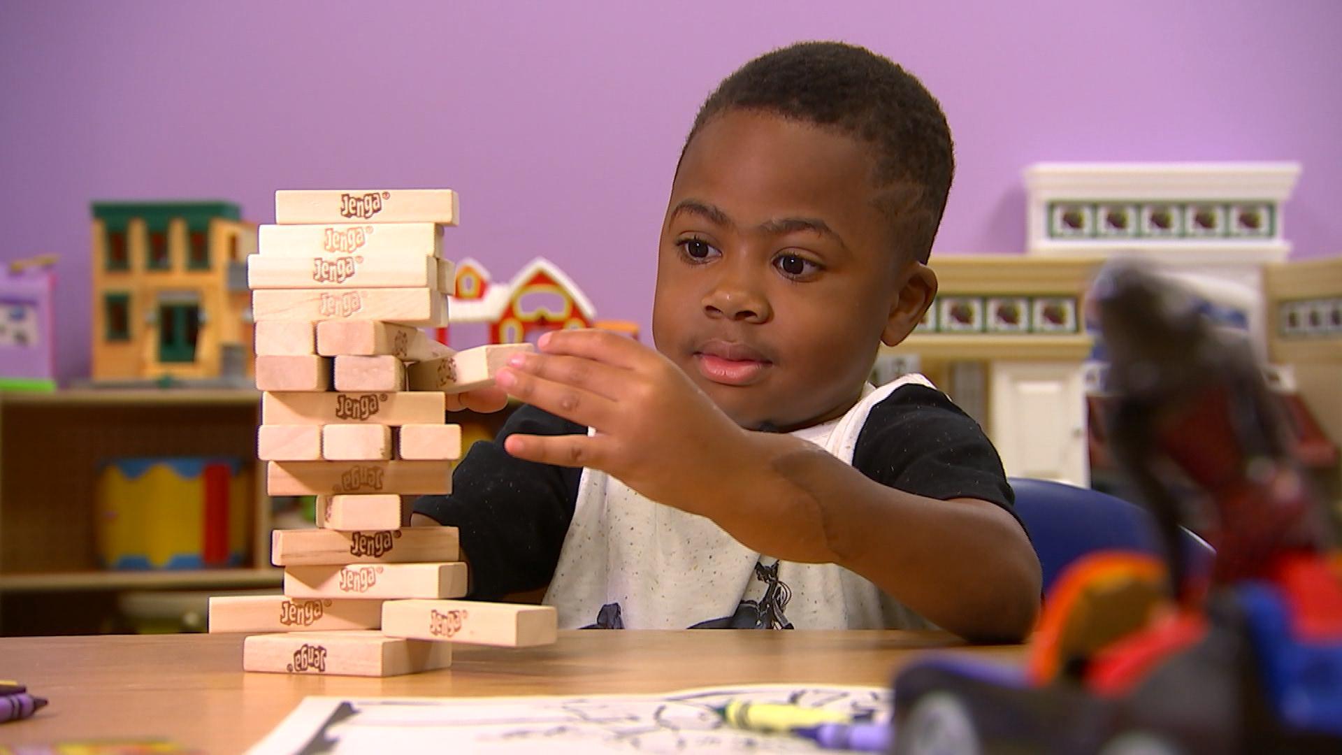 Zion Harvey Does Push-Ups One Year After Double Hand Transplant - NBC News