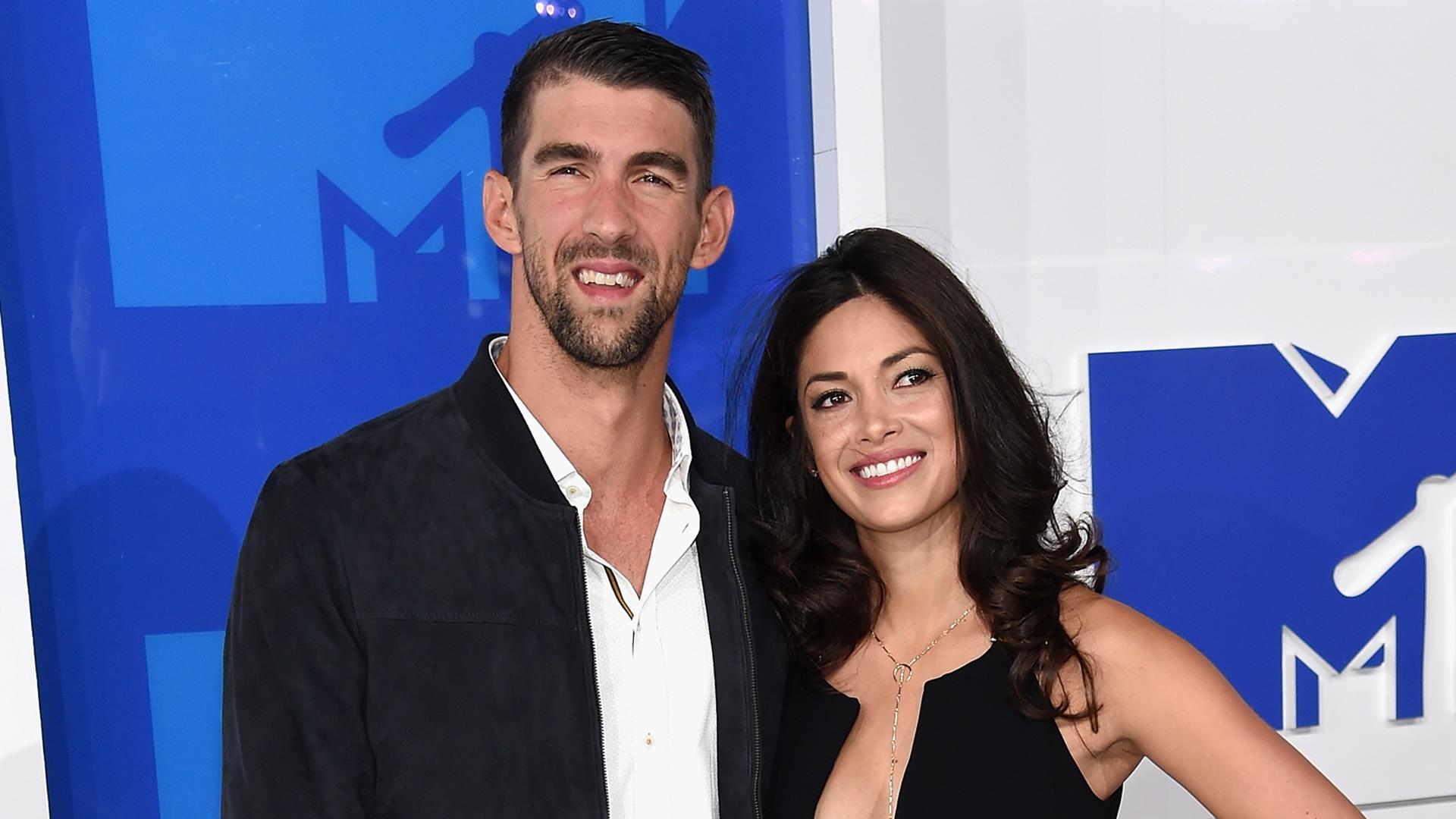 Michael Phelps secretly married Nicole Johnson months ago!