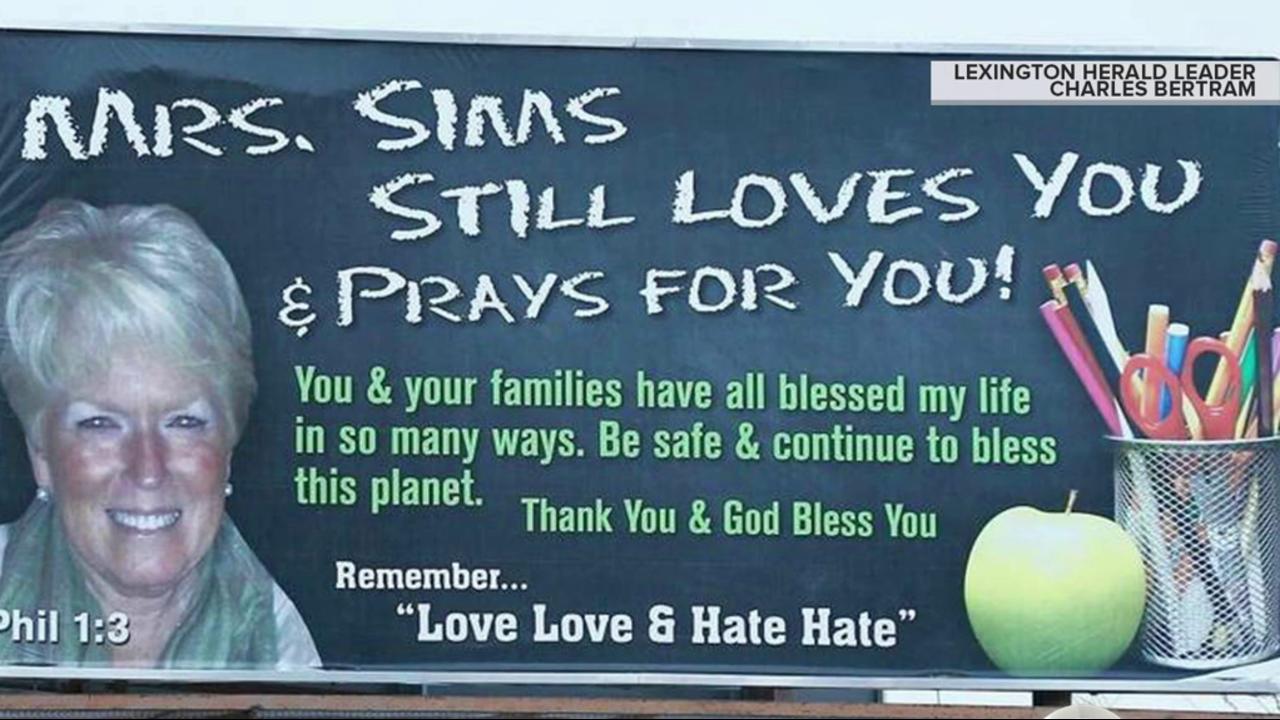 Teacher's heartfelt billboard for former students: 'Mrs. Sims still loves you'