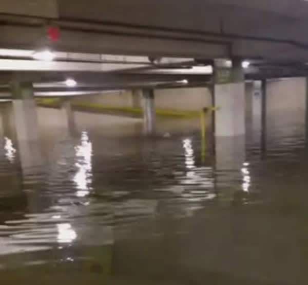 Houston Flooding Strands Workers at The Galleria Mall - NBC News.com