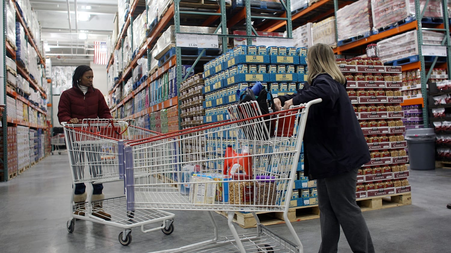 Can you save money shopping at Sam's Club?