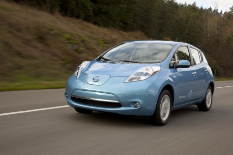 How far can nissan leaf go on one charge