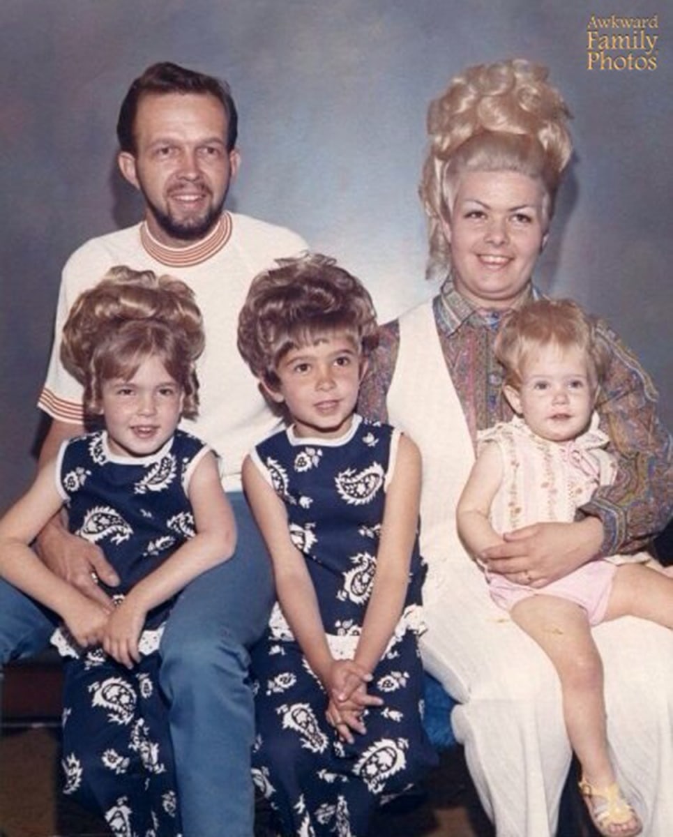 Awkward! Hilarious mom photos for Mothers Day - TODAY.com
