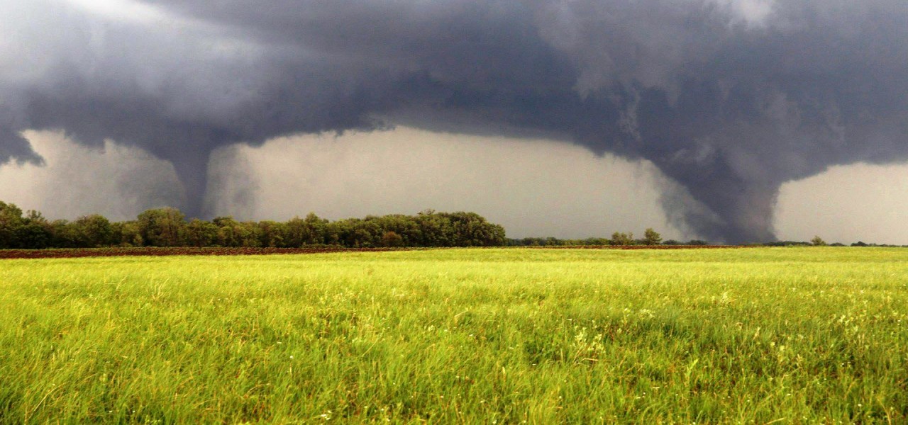 Image: Twin tornadoes