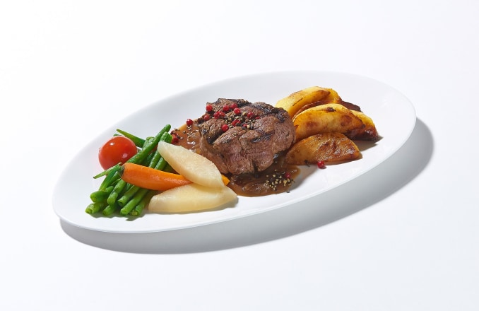 Image: Beef filet steak and caramelized onion sauce, one of the meals on offer to fans of Lufthansa's in-flight food.