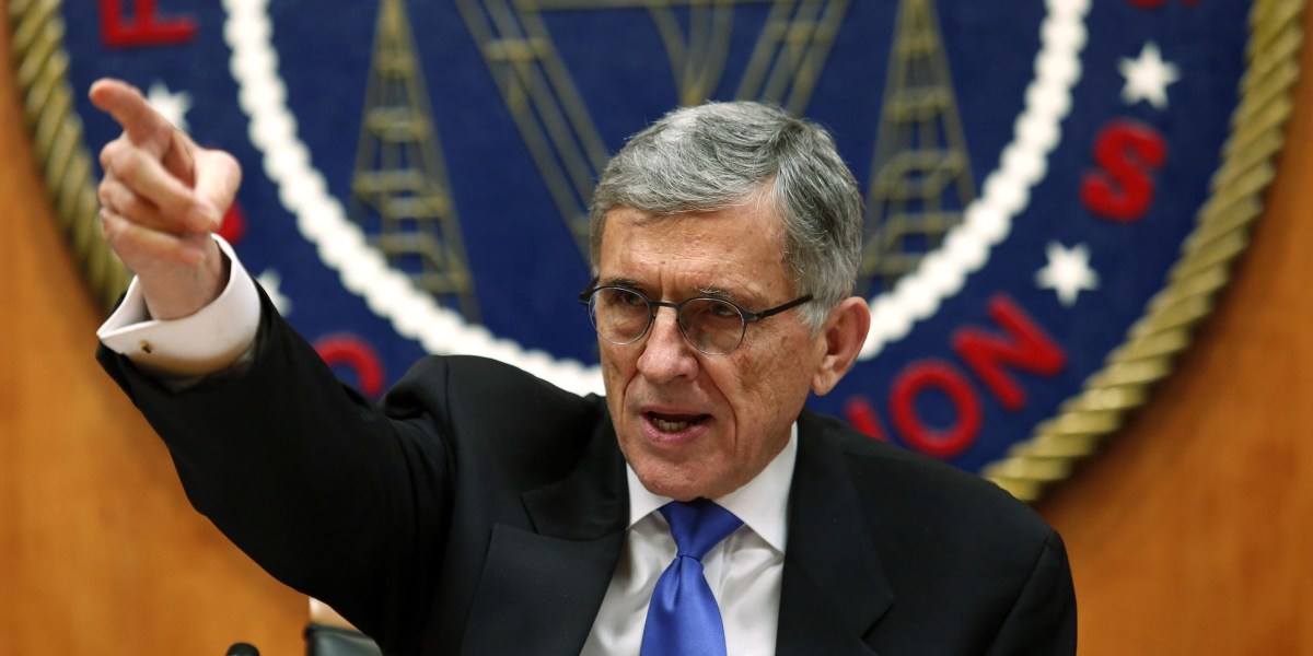 Image: Federal Communications Commission (FCC) Chairman Tom Wheeler gestures at the FCC Net Neutrality hearing