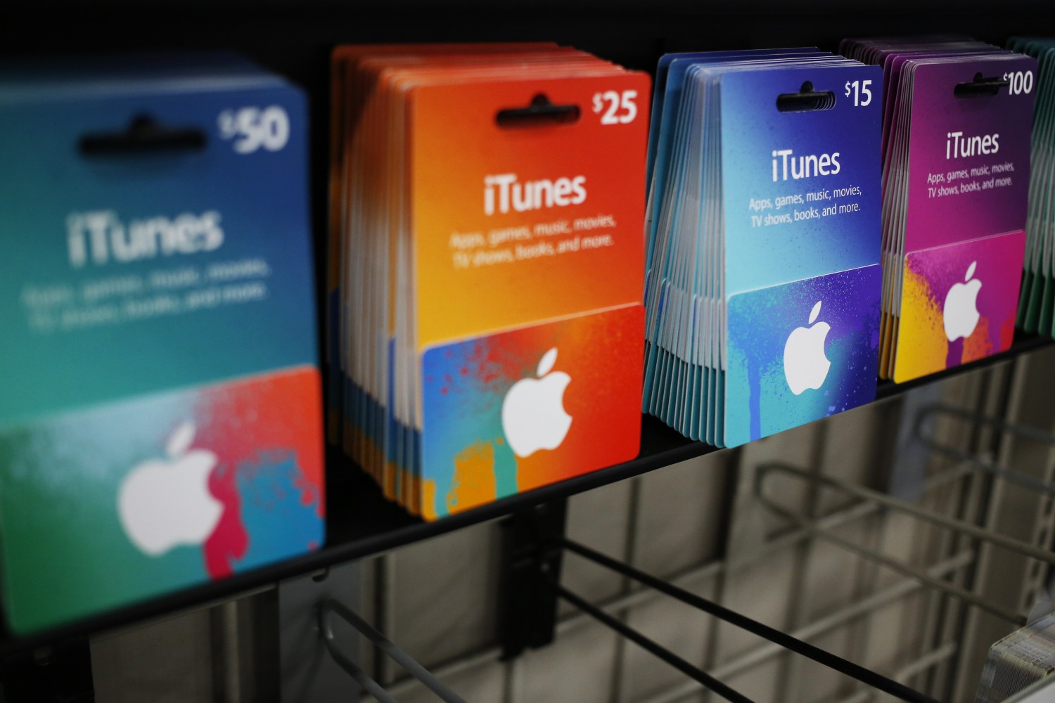 Fraud Alert Scammers Get Victims to Pay With iTunes Gift