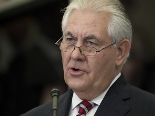 Rex Tillerson Meets With Mexico's Foreign Minister, Will Visit Mexico City