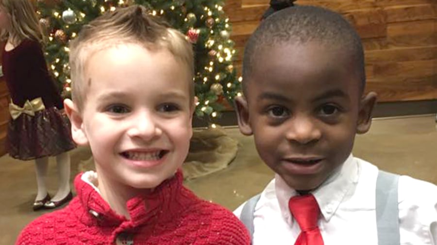 Αποτέλεσμα εικόνας για 5-Year-Old Boy Got Haircut To Look Identical To Friend Who Is A Different Race