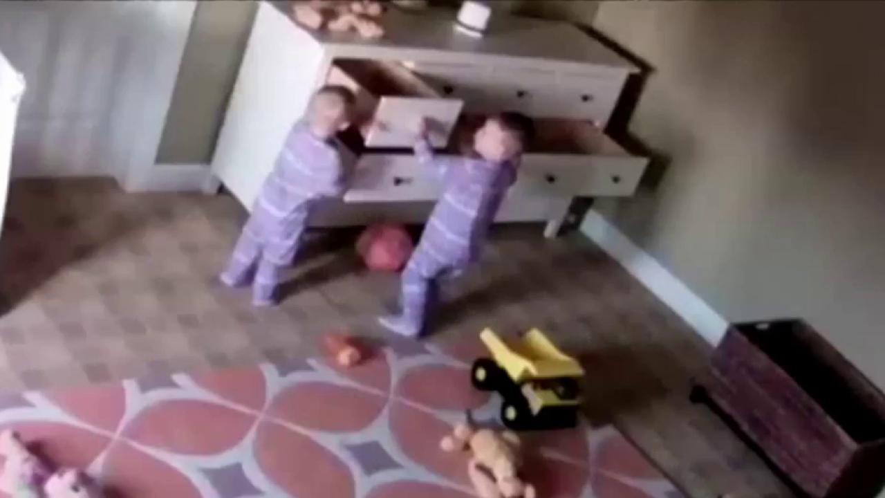 Dresser Falls On Twin Boys One Toddler, Dresser Falls On Toddler