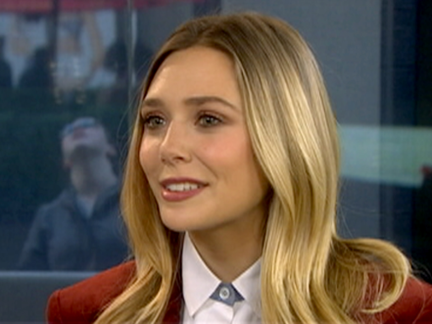 Olsen twins’ sis takes spotlight in ‘Silent House’ - TODAY.com