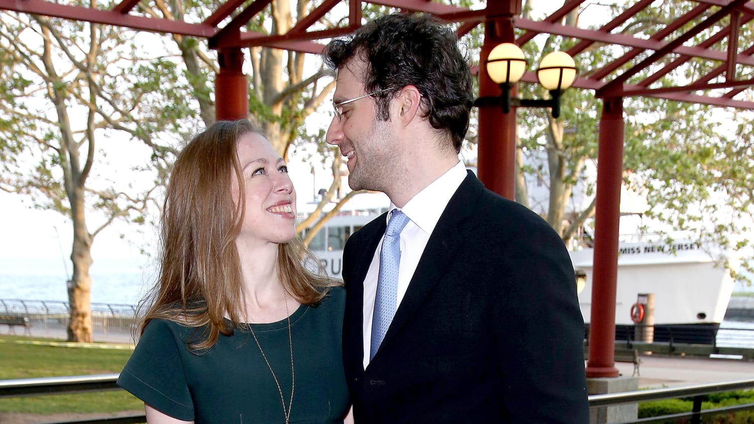 Chelsea Clinton Celebrates Charlotte S First Birthday With Sweet Bedtime Photo