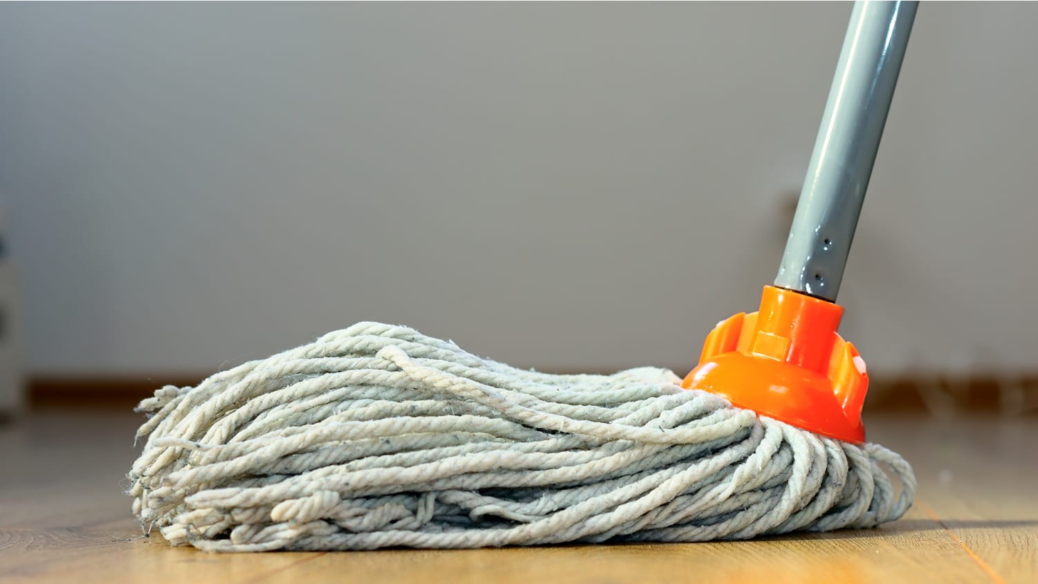 How often to mop your floors and the best mop to use ...