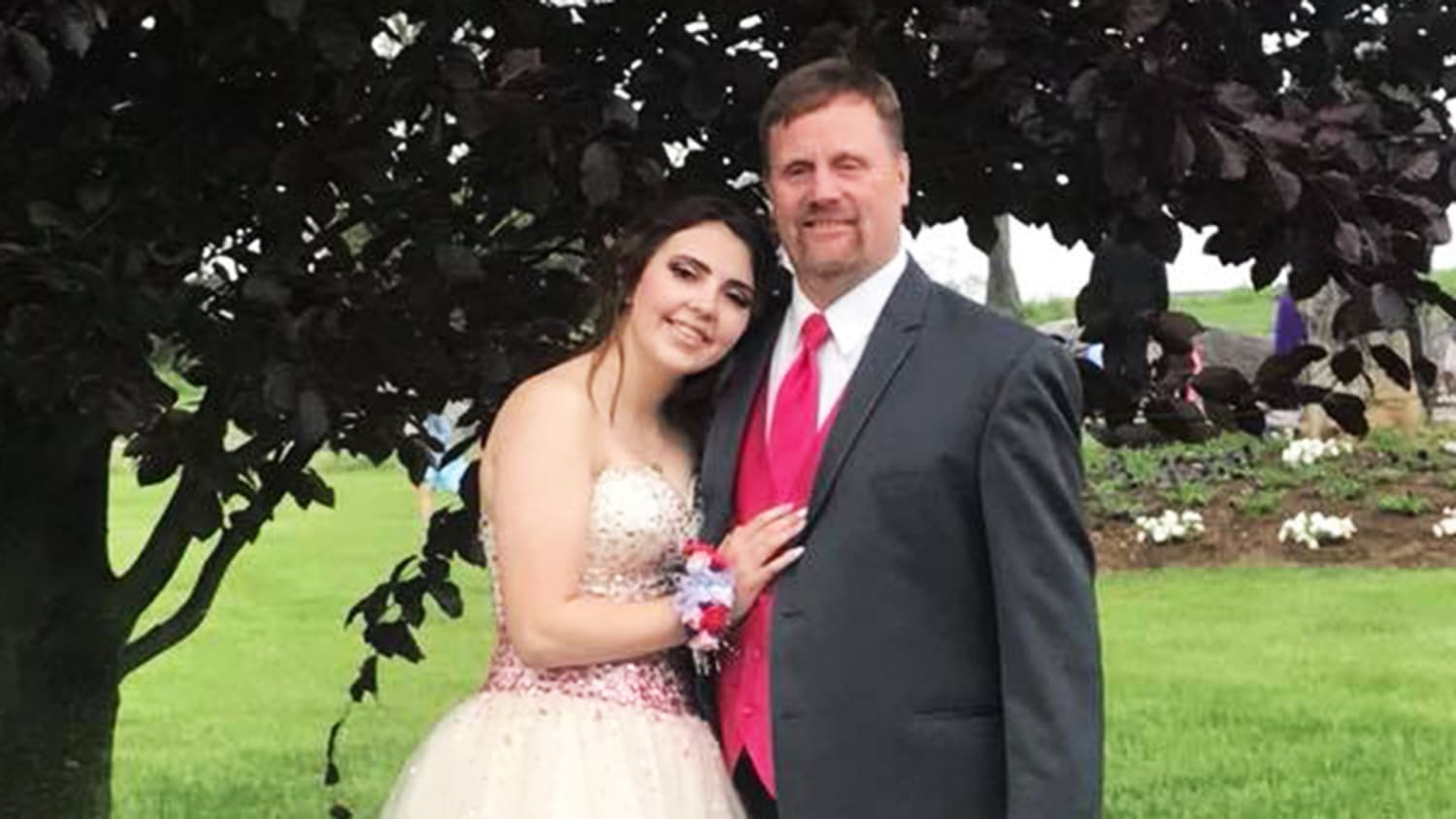 Dad Brings His Late Sons Girlfriend To The Prom After Fatal Car Crash