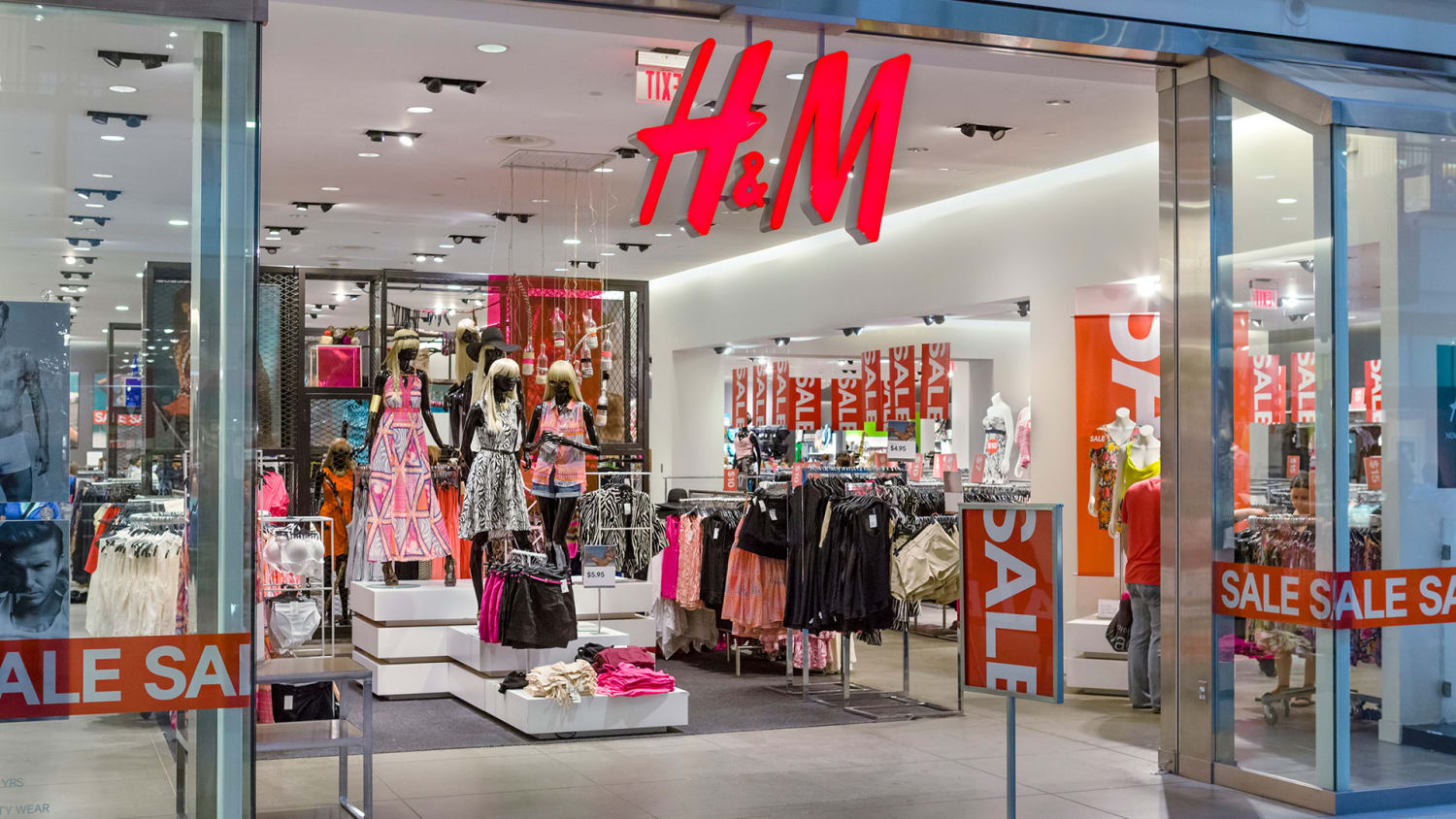 H&M is fixing women's sizing to be more