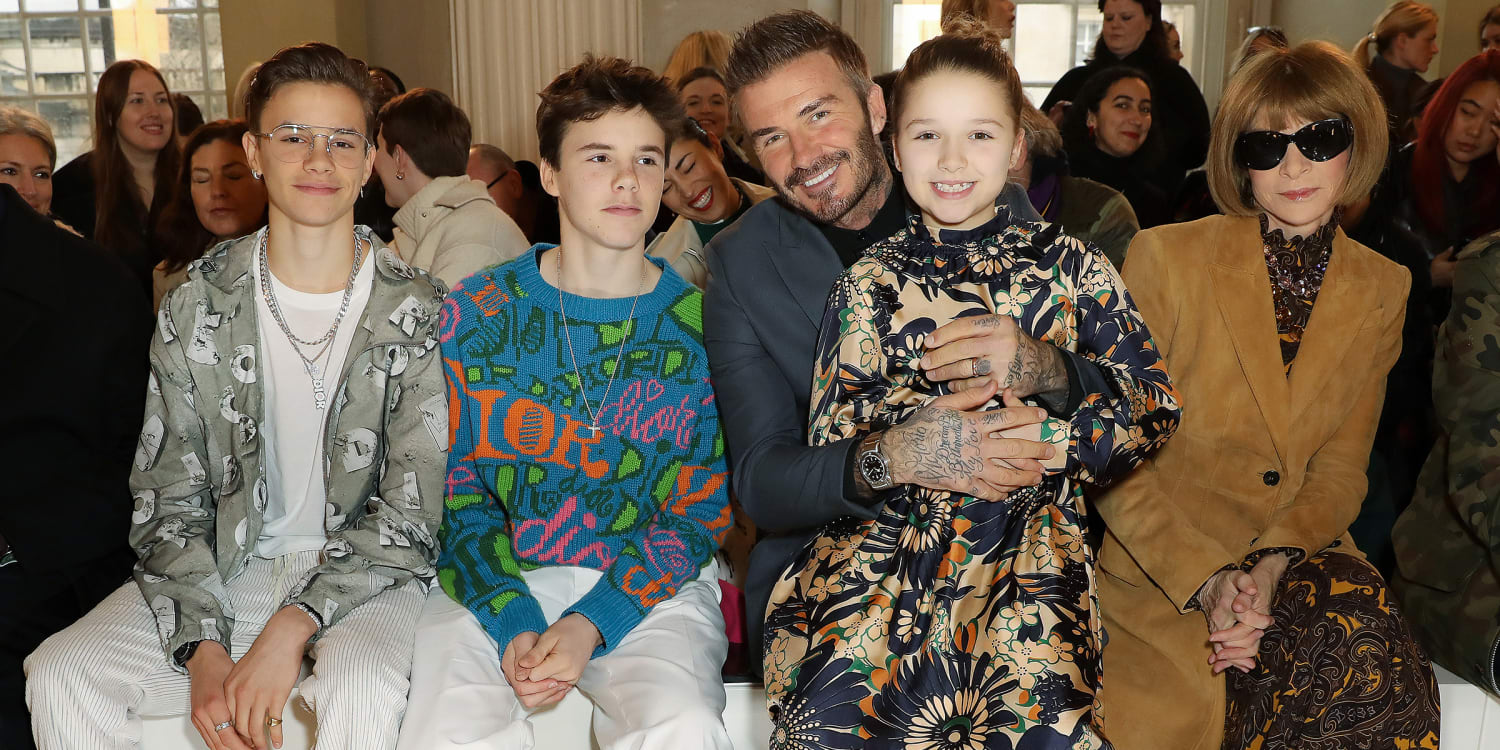 Beckham family supports Victoria at London Fashion Week show — see ...