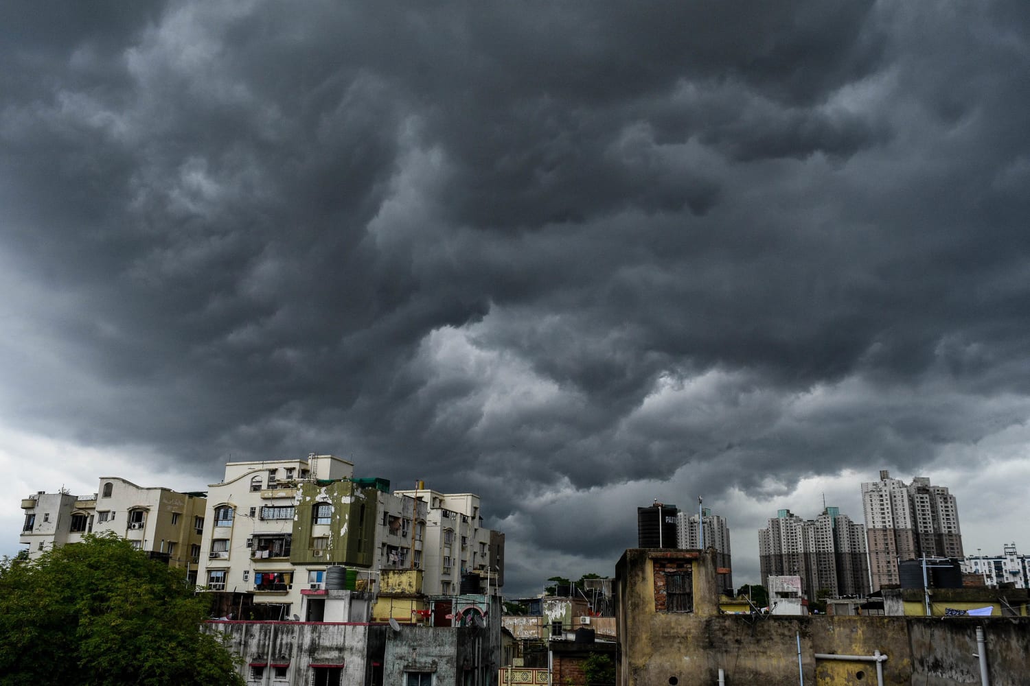 Cyclone Amphan heads toward India and Bangladesh, sending millions ...