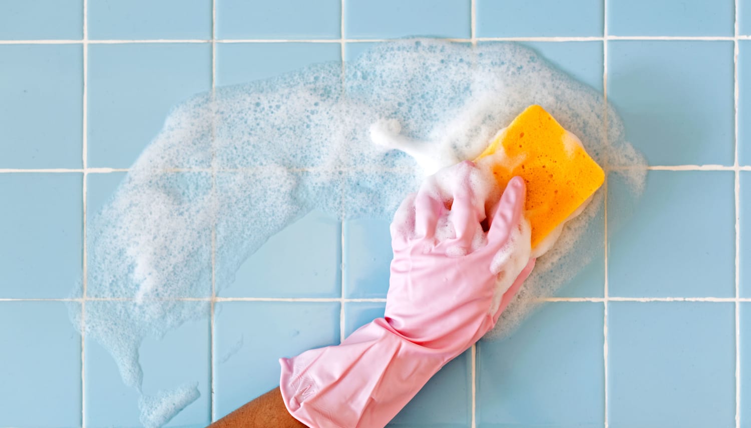 11 Sponge Cleaning Mistakes - Bob Vila
