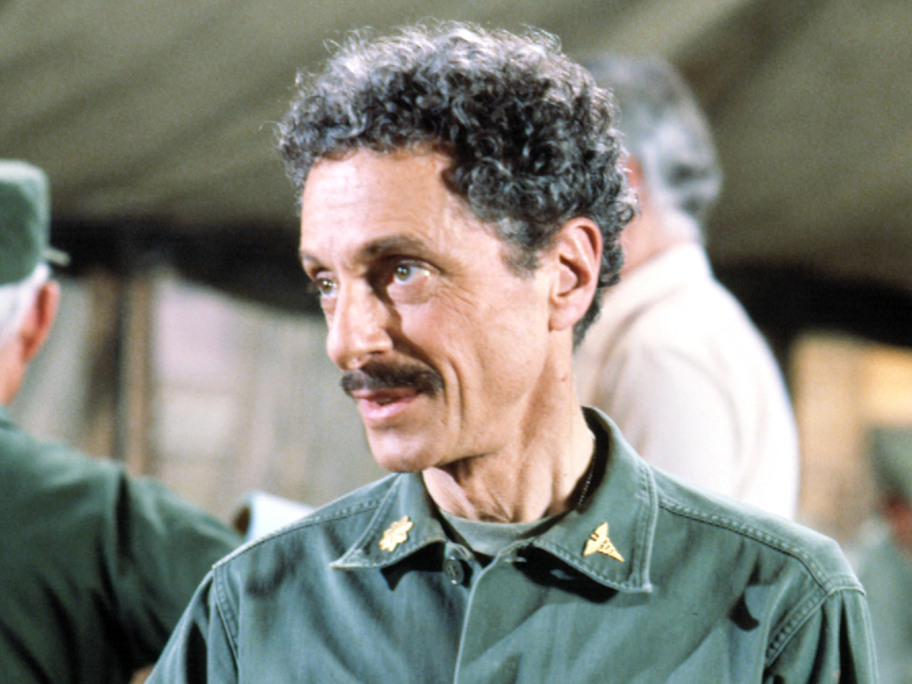 Allan Arbus, actor who starred on 'M*A*S*H,' dies at 95 - TODAY.com1280 x 960