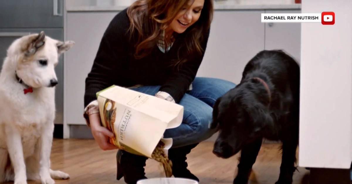 Rachael Ray's Nutrish 'natural' dog food is ‘potentially harmful,’ lawsuit says