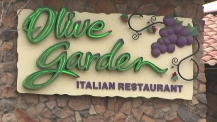 Olive Garden Rolls Out Delivery Service Get The Breadsticks At Home