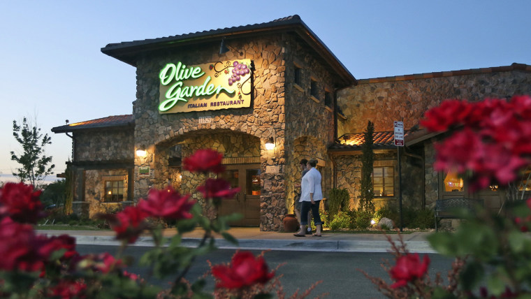 Olive Garden Defends Unlimited Breadstick Policy
