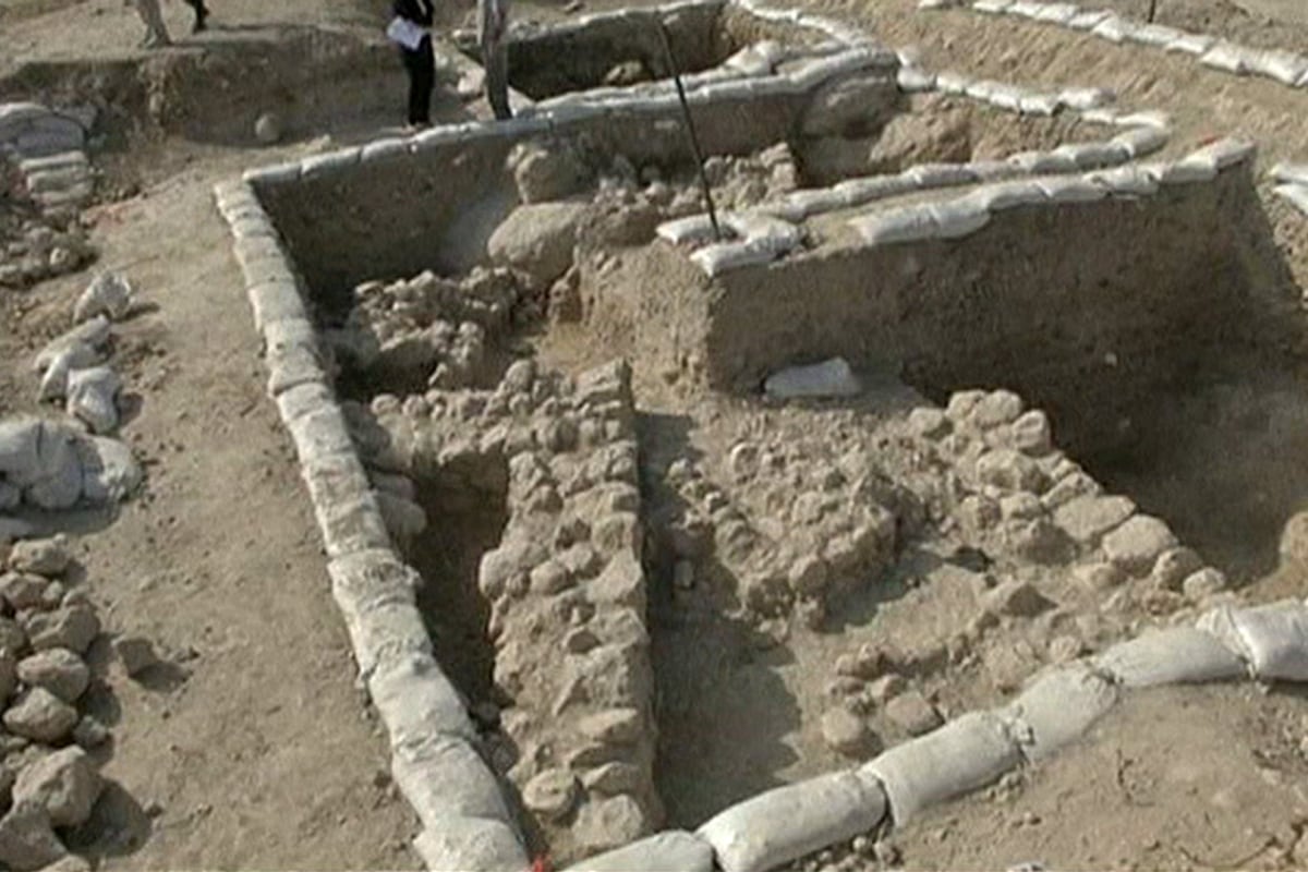 10,000-year-old house among amazing finds unearthed in Israel - NBC News