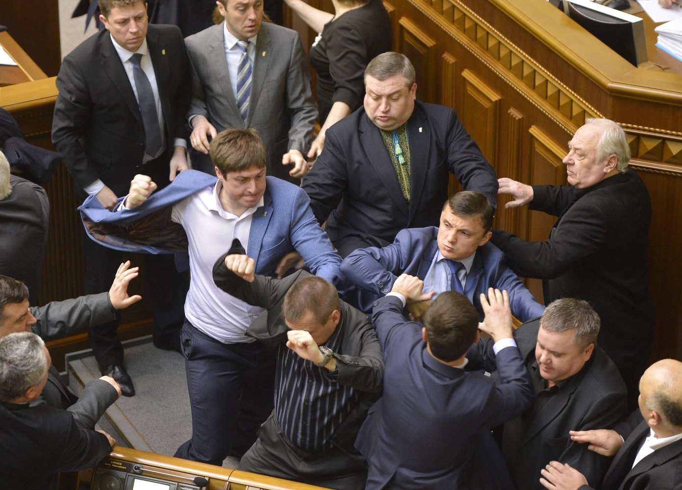 Fight In Ukraine`s Parliament - FrontTimes Magazine 