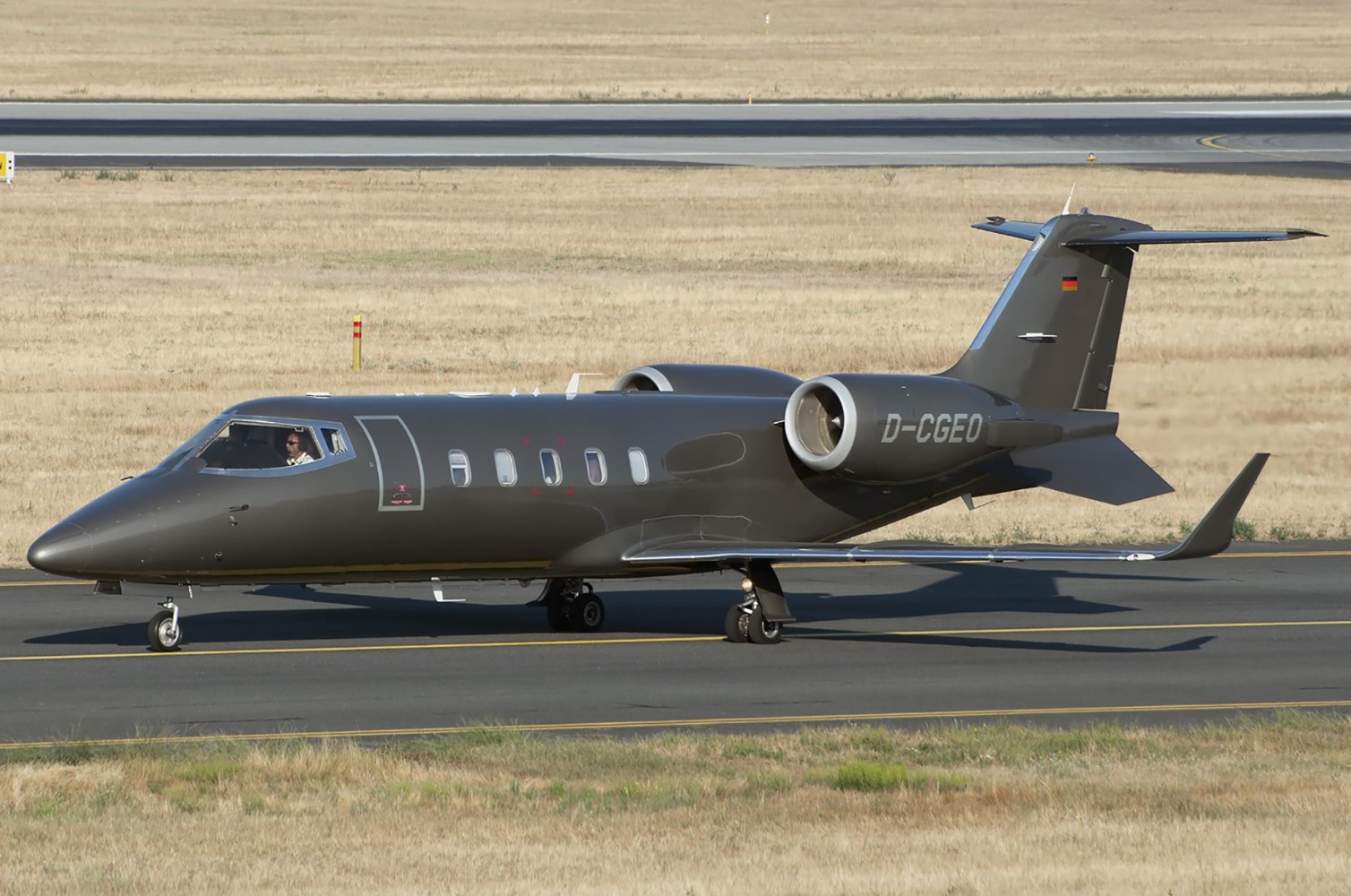 U2 Star Bono's Mid-Air Scare: Door Falls Off Learjet From 15,000 Feet - NBC News