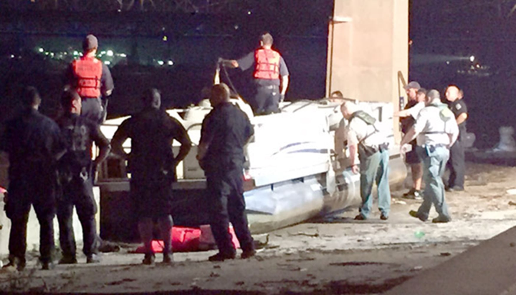 Ohio River Capsize: Two Dead, Search for Three Missing Continues - NBC News