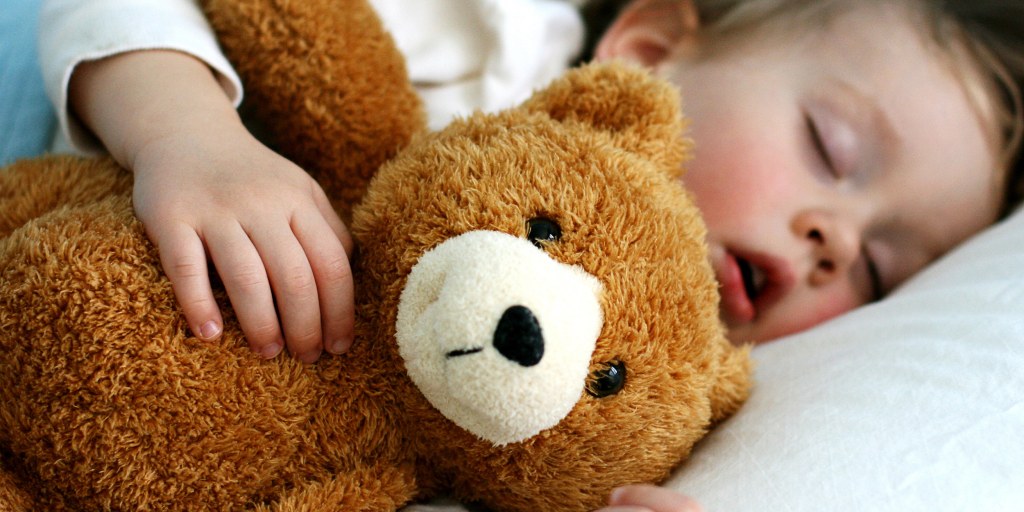 best stuffed animal for baby to sleep with