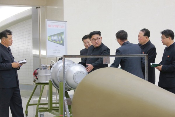 Image: North Korean leader Kim Jong Un provides guidance on a nuclear weapons program