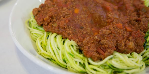 Z'paghetti Bolognese (Zucchini Noodles with Meat Sauce)