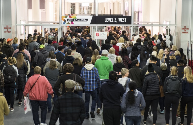Shoppers Eager For Black Friday Already Spent 1 5 Billion On Thanksgiving Night