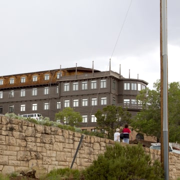 Image: The El Tovar Hotel