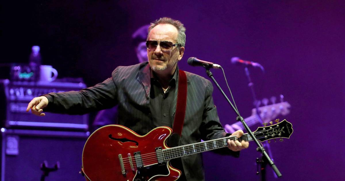 Singer Elvis Costello cancels tour after revealing cancer surgery