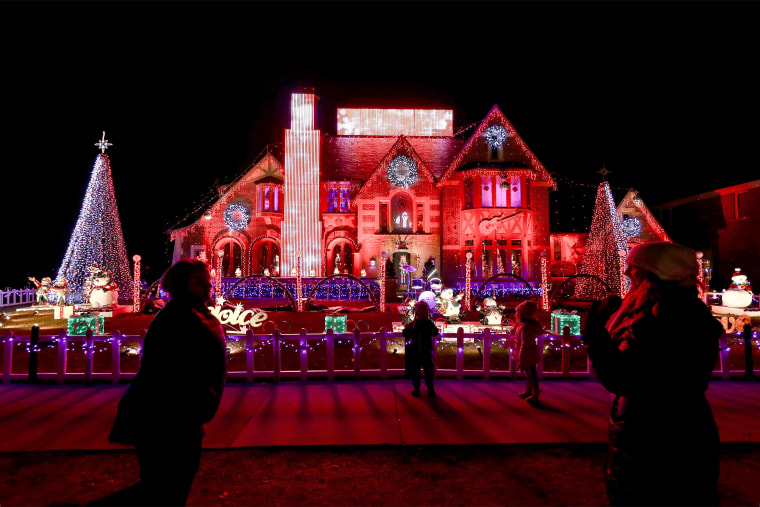 Why Your Neighbor S Holiday Decorations Bring Out The Grinch In You
