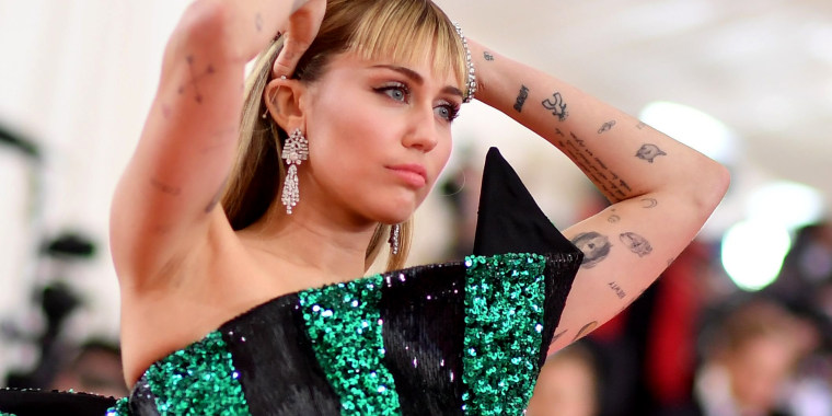 2. Miley Cyrus Rocks New Platinum Blue Hair at the 2019 Met Gala - wide 9