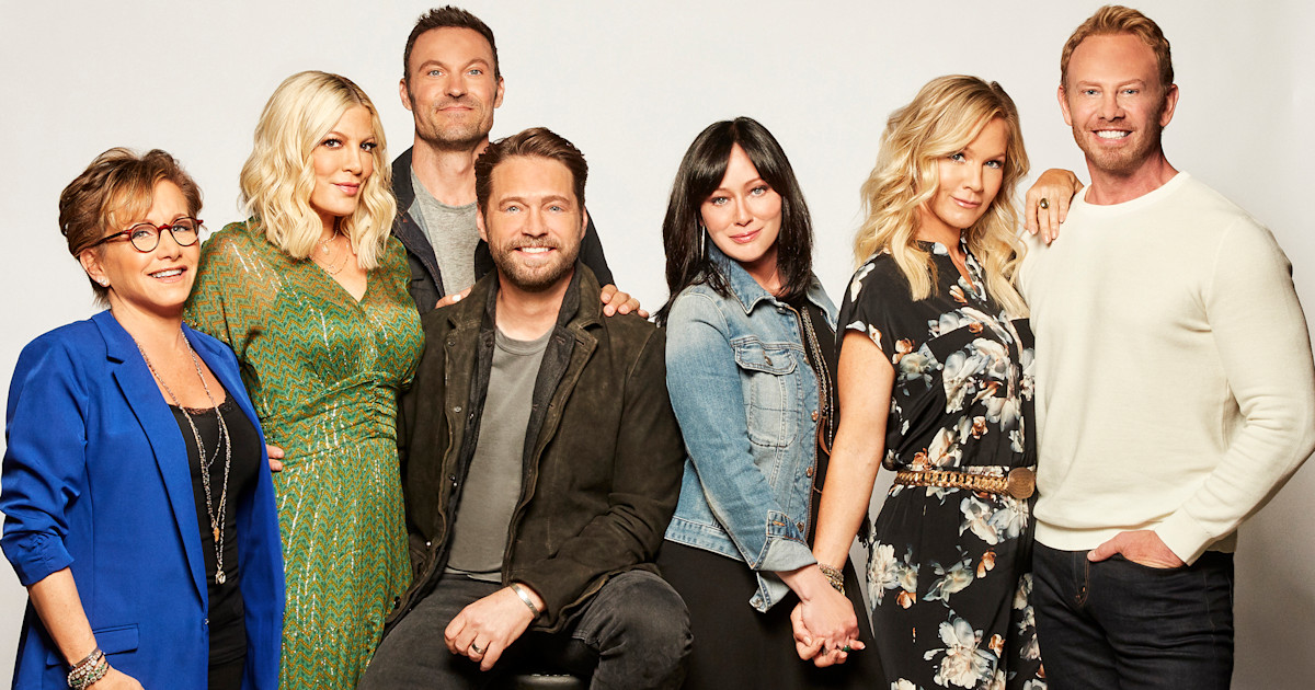 ‘90210’ reboot canceled, but Jennie Garth and Tori Spelling hint about future plans