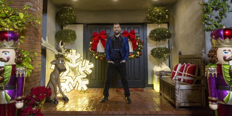 Lance Bass And Hgtv Go Christmas Crazy In Outrageous Holiday