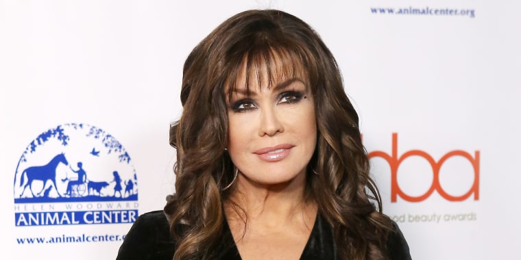 Marie Osmond S New Hairdo Is An Easy Way To Hide Gray Roots