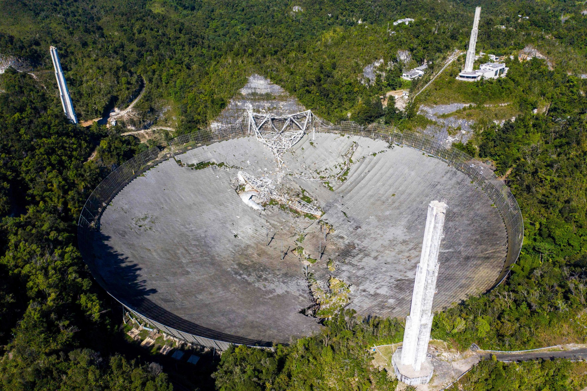201201-arecibo-observatory-jm-1250_e89624ef19ae1f99f63320560f64a56e.fit-2000w.jpg
