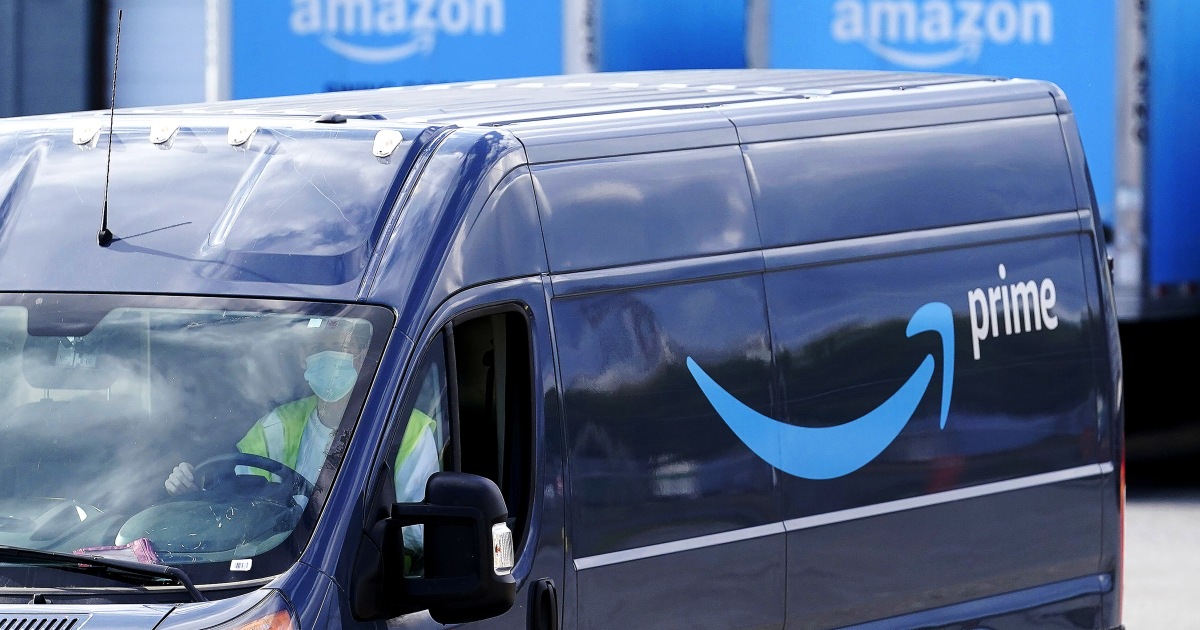 Amazon acknowledges issue of drivers urinating in bottles apologizes to Congressman